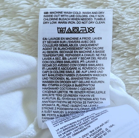 The North⬆️ Face👦 Logo Tee👕 - NWT - Picture 8 of 16